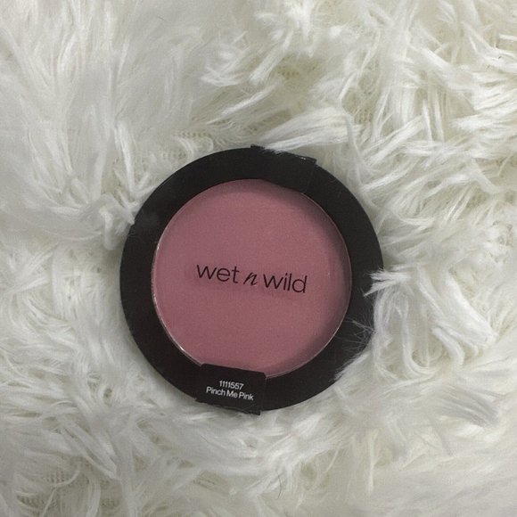 Beauty Lot fullsize / sample size lashes nails lip color lotion etc - Picture 15 of 16